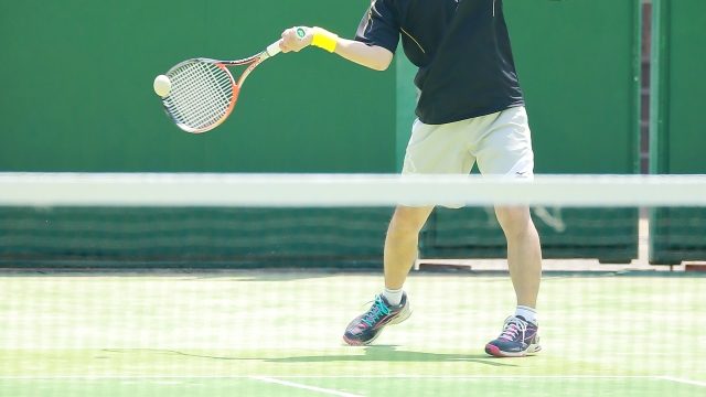 ライジングは本当に難しい ライジングのコツとライジングを打つメリットについても テニス上達法 初心者のためのテニスまとめ